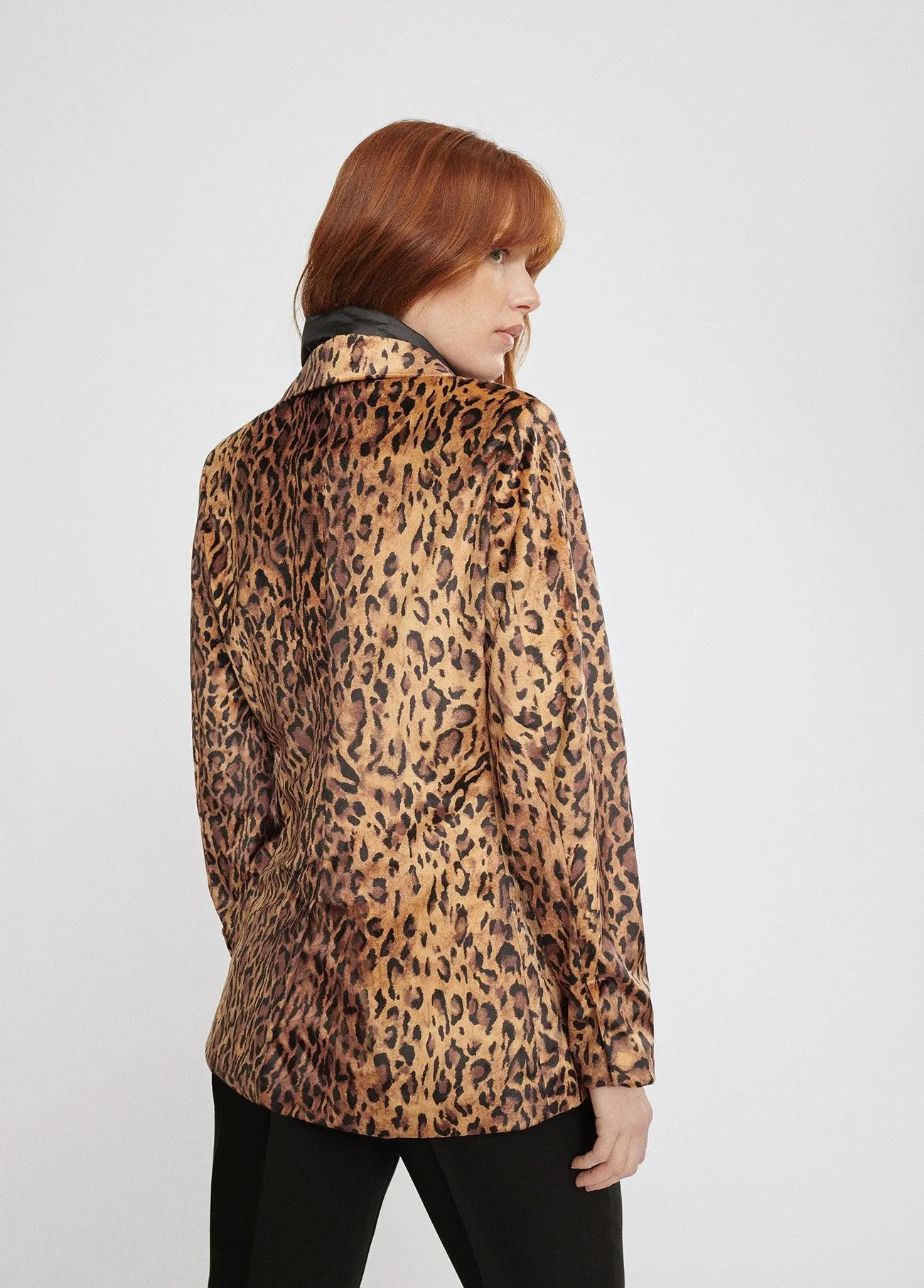 Animal print velvet blazer