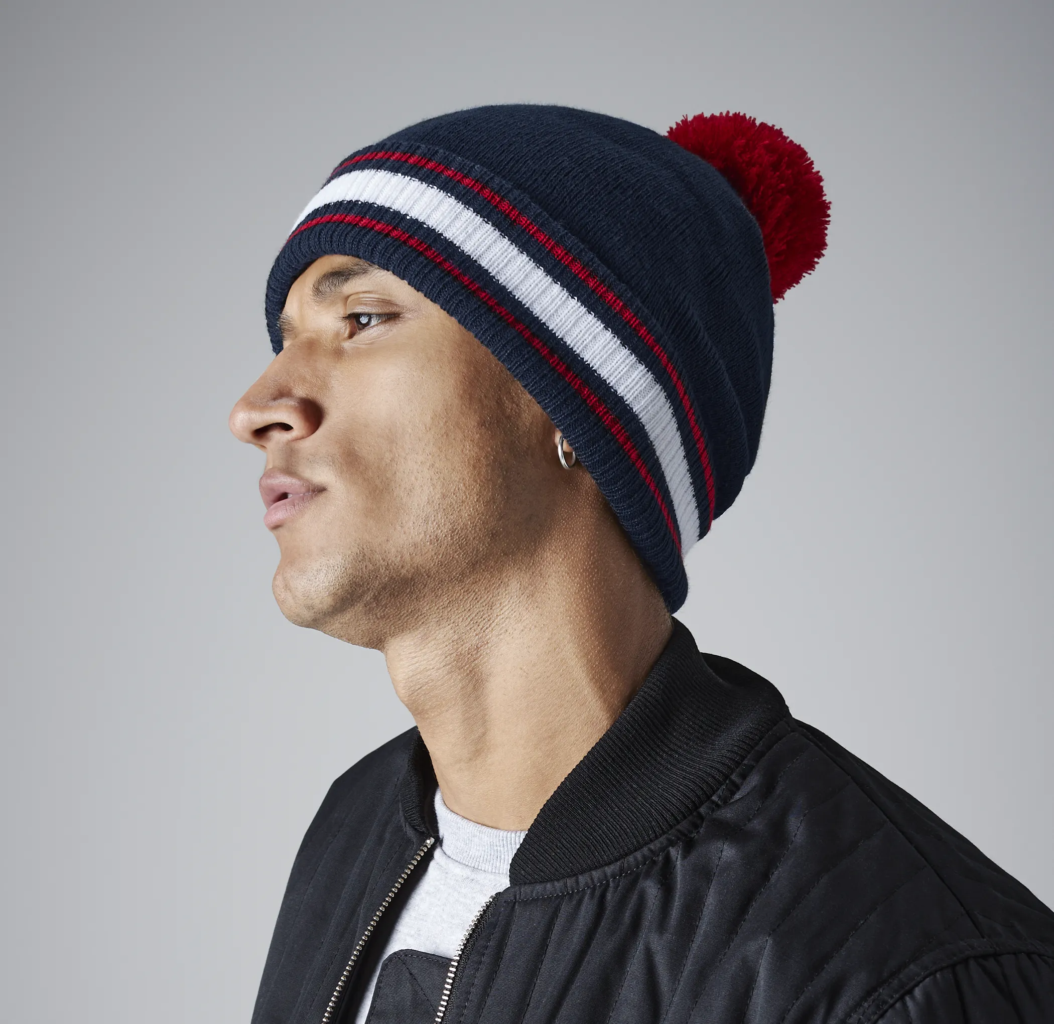 Beechfield Stadium Beanie | KELLY GREEN/WHITE