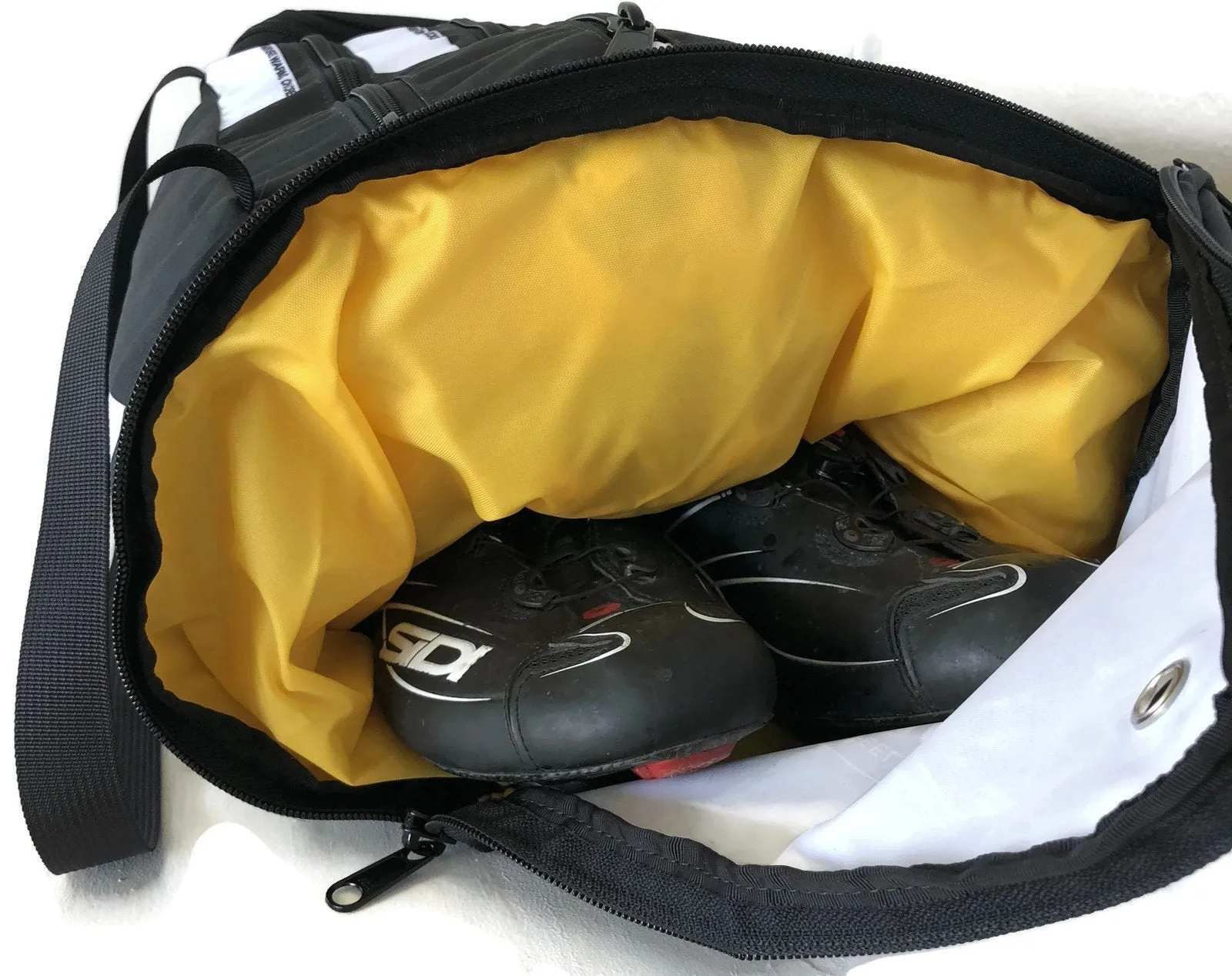 Belgium Bike 2022 RACEDAY BAG™