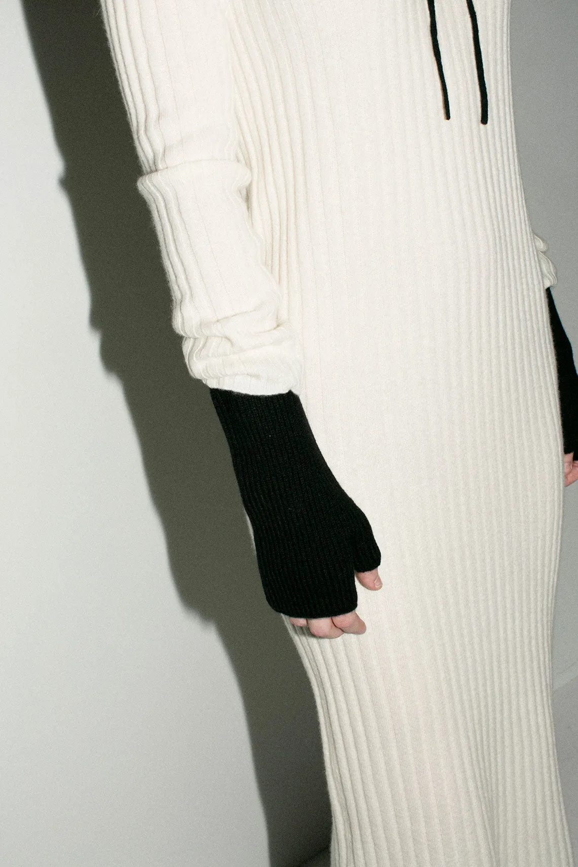 Black Cashmere Arm Warmers