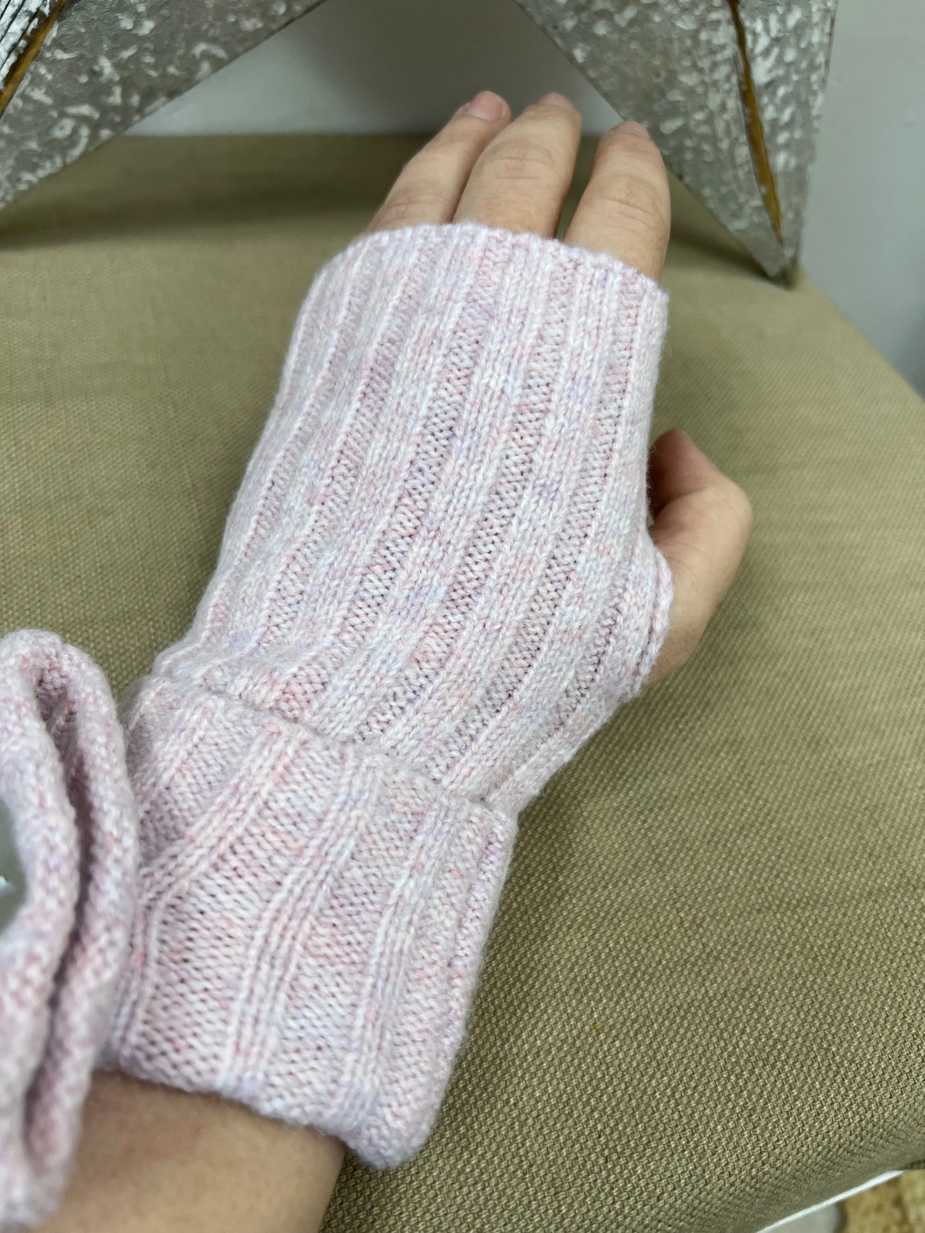 Cashmere Fingerless Gloves - Blush