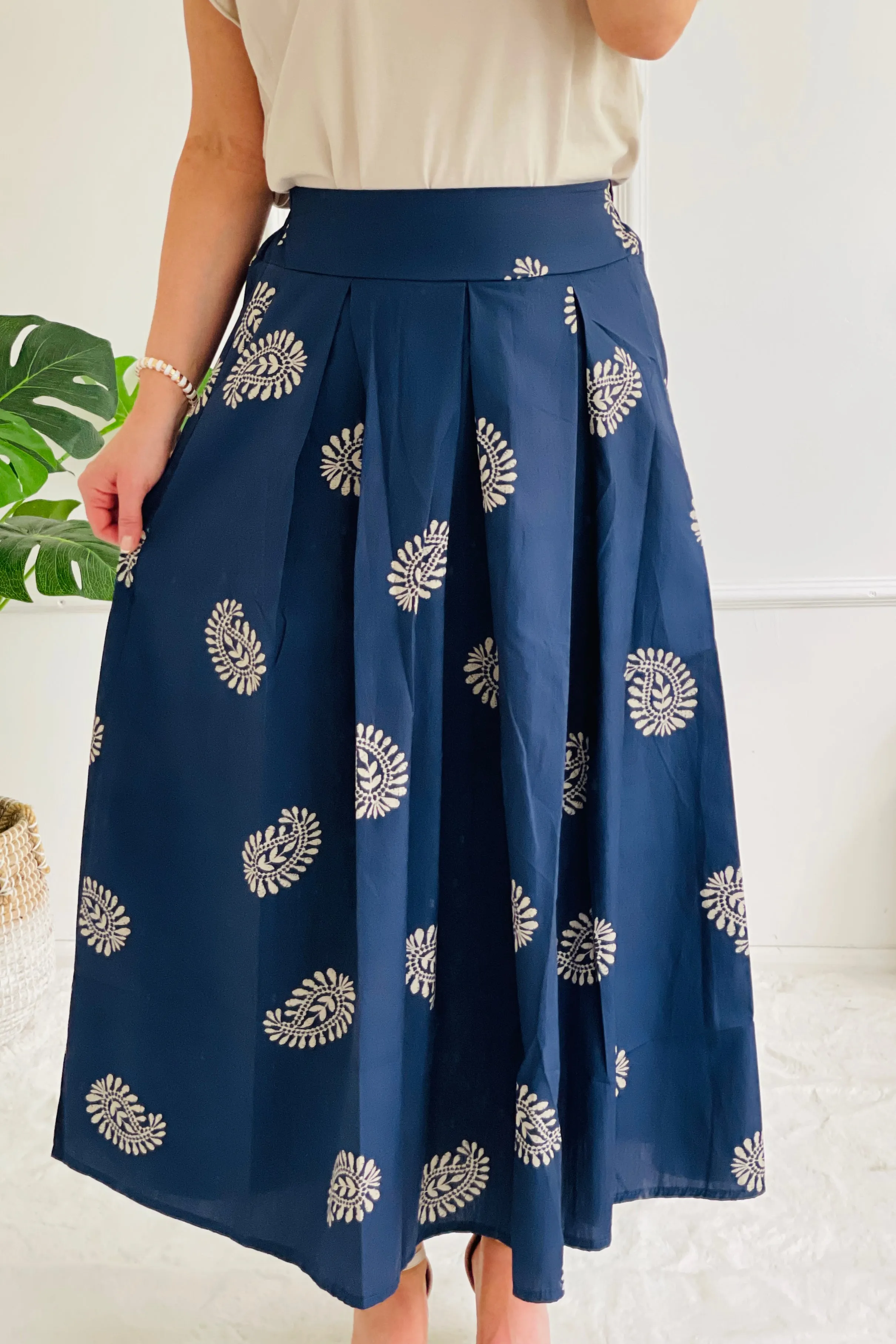 Darcy Paisley Print Maxi Skirt | Navy