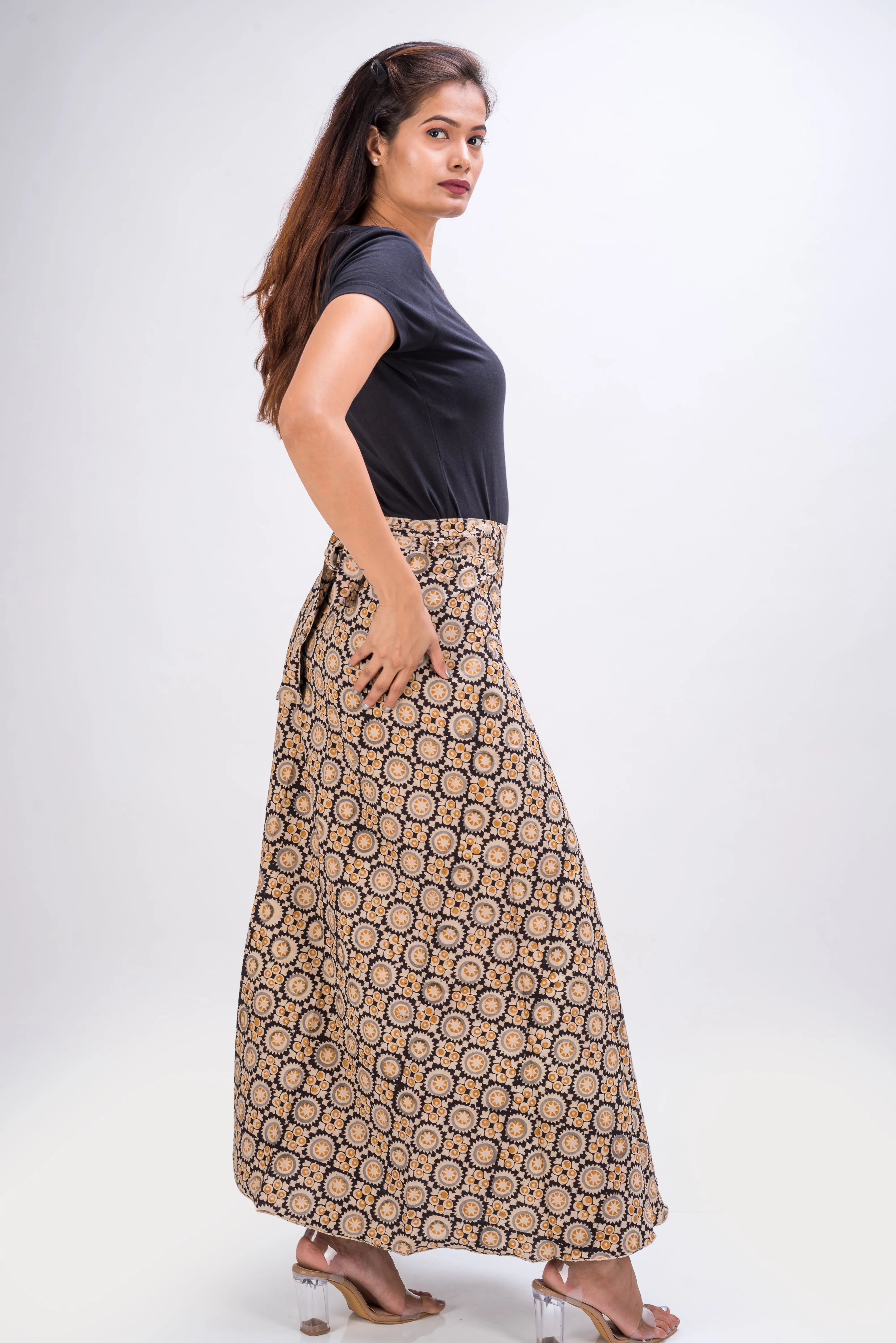 KK3012 Wrap Skirt - Circles Beige