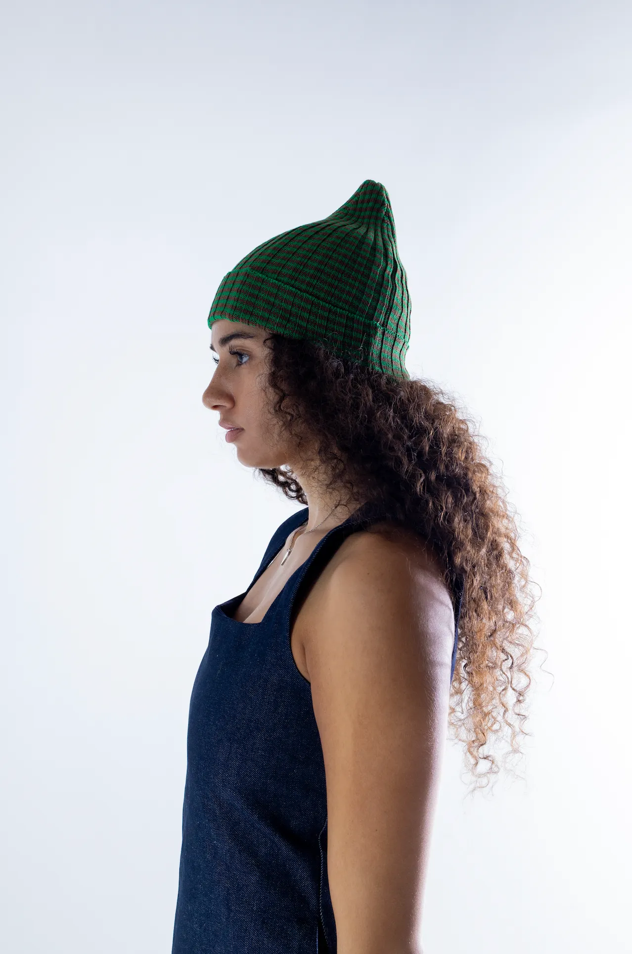 KNIT STRIPED HAT GREEN