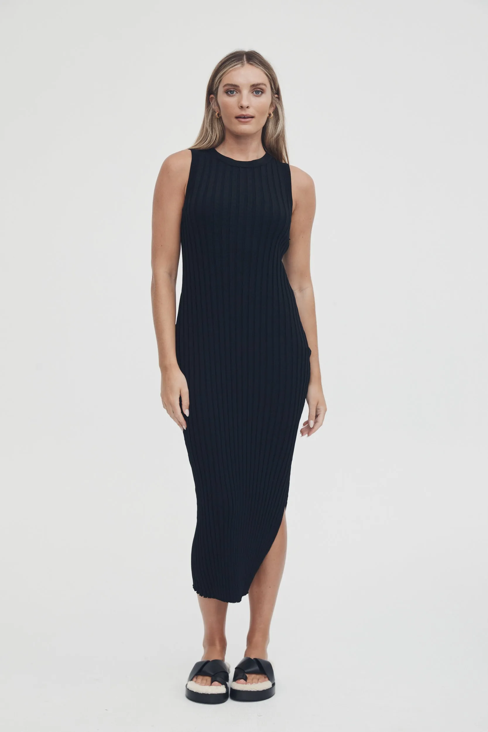 Luxe Shift Dress II (Black)