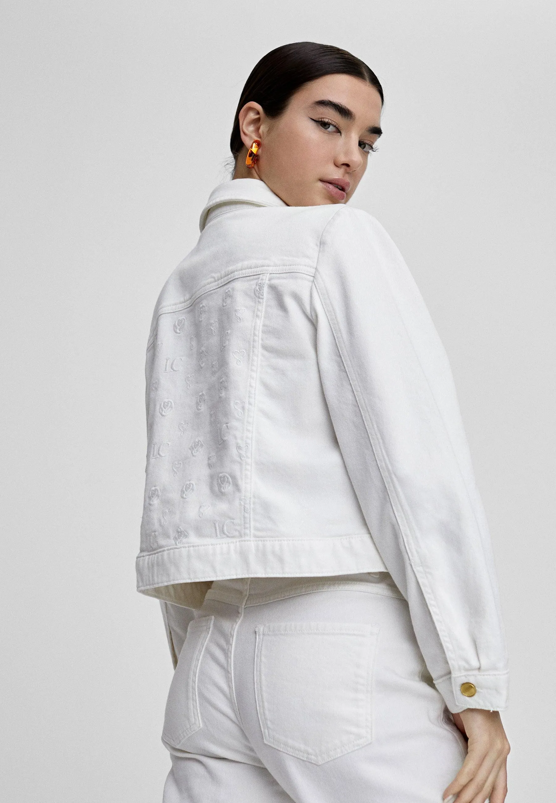 Monochrome embroidered jacket