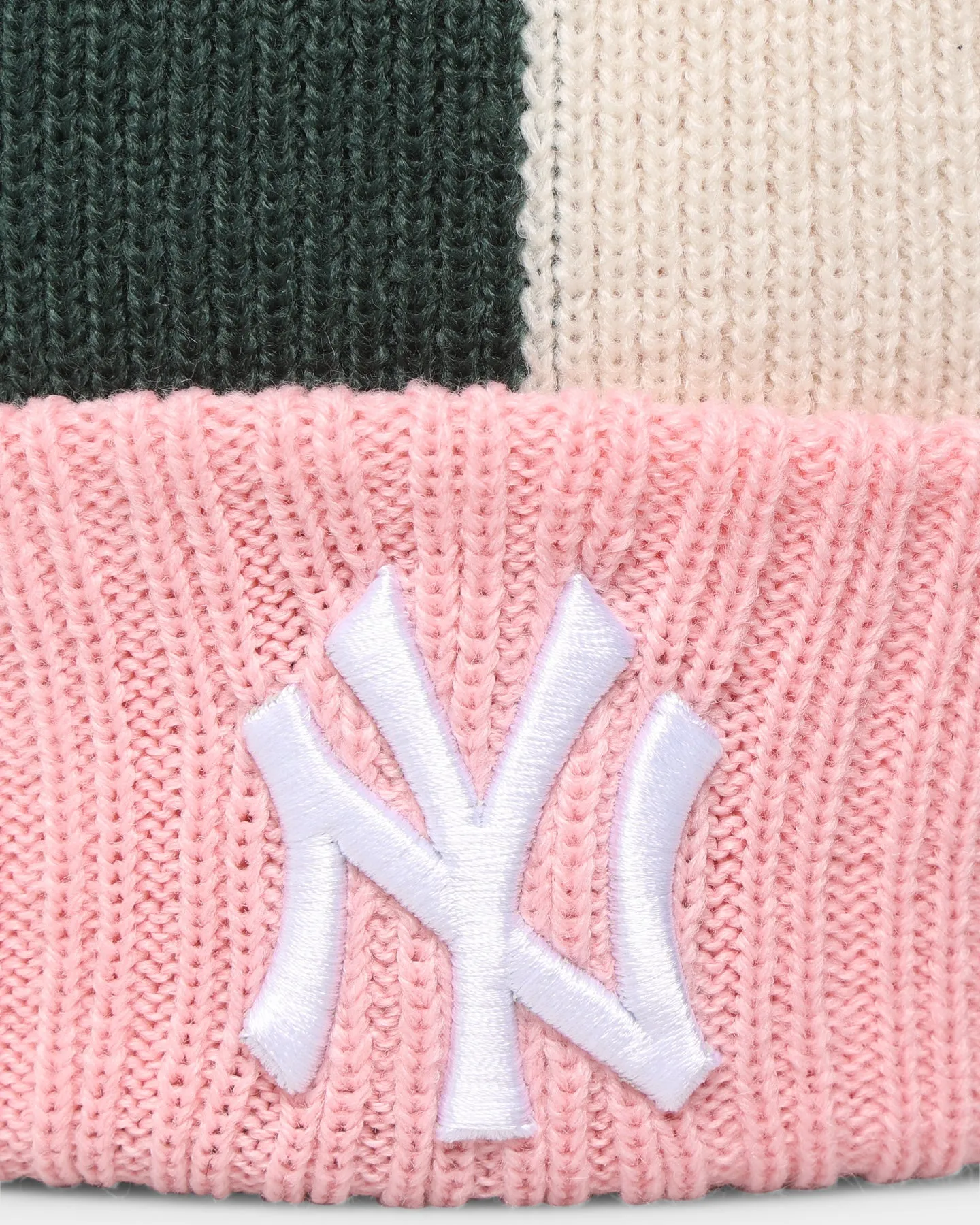 New Era New York Yankees Knit Thin Pom Beanie Soft Pink