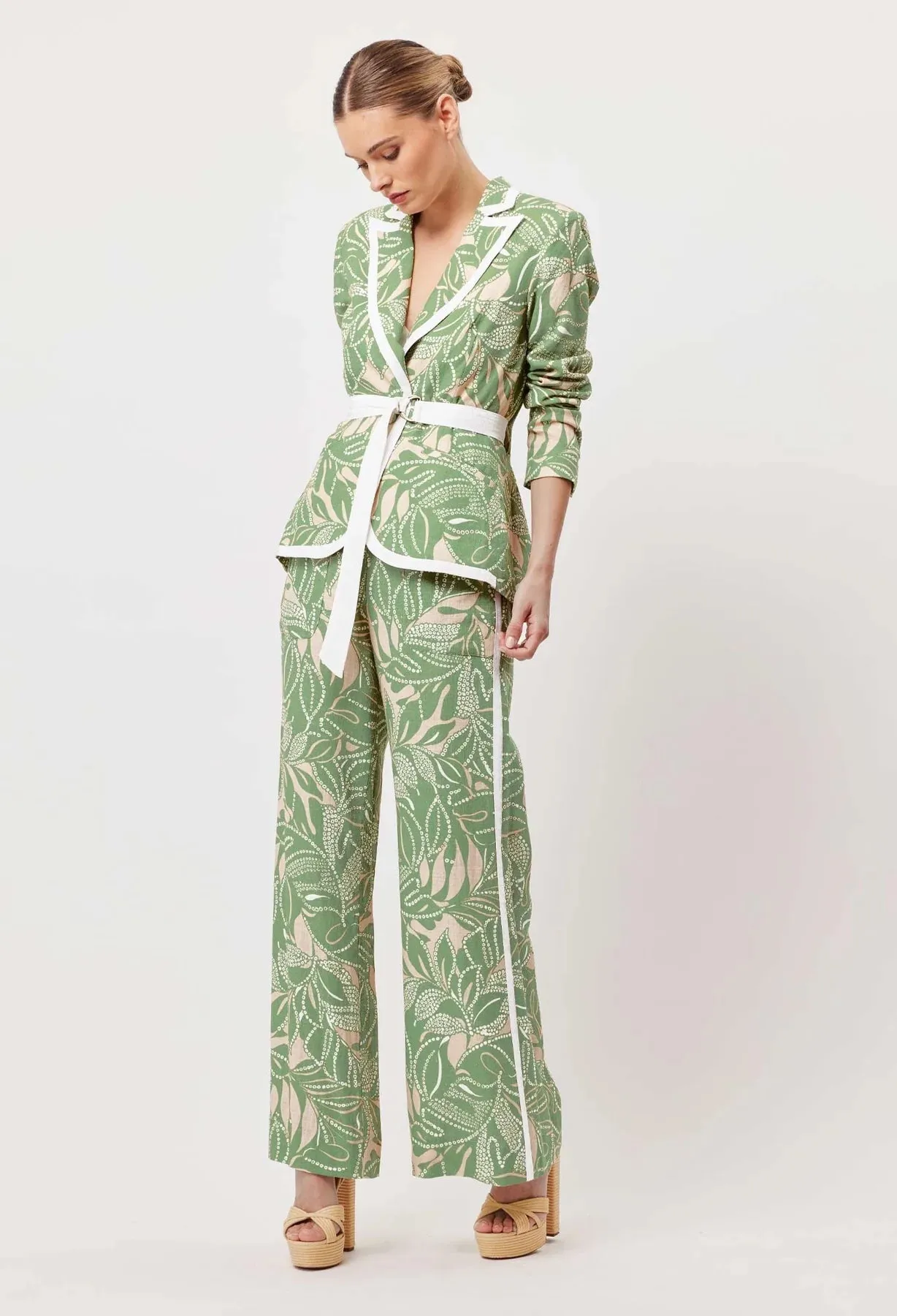 ONCE WAS GRANADA LINEN VISCOSE BLAZER IN JUNGLE TROPICO