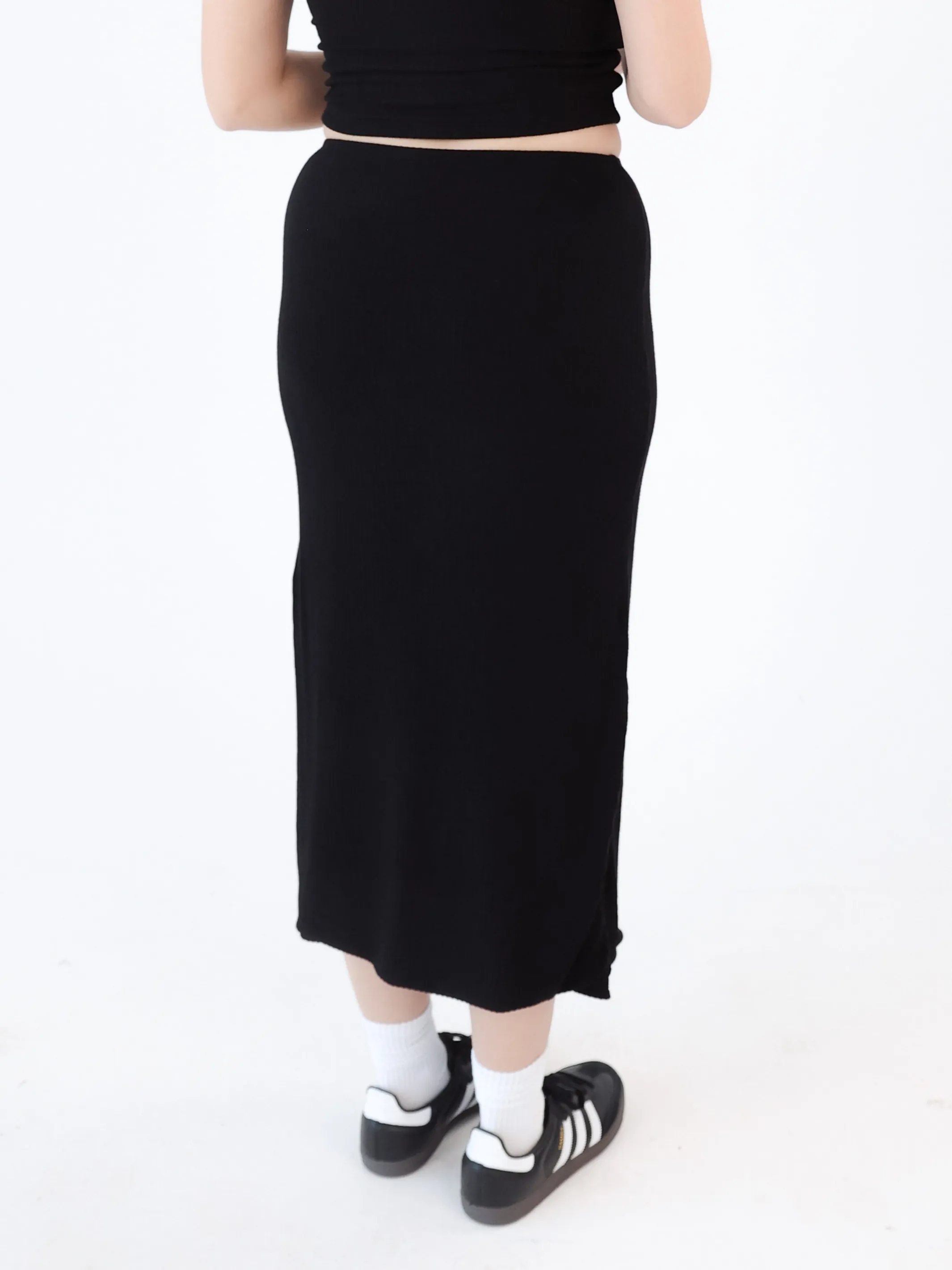 Soft Ribbed Knit Lounge Midi Skirt