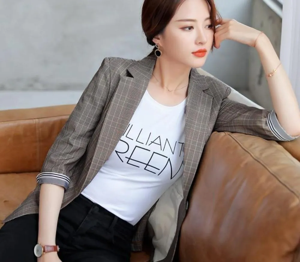 Womens Quarter Sleeve Slim Fit Blazer